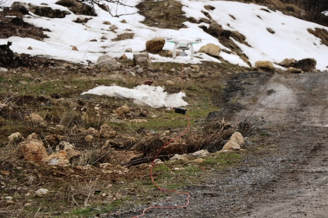 "Eşek arısı" buluyor, drone'lar imha ediyor